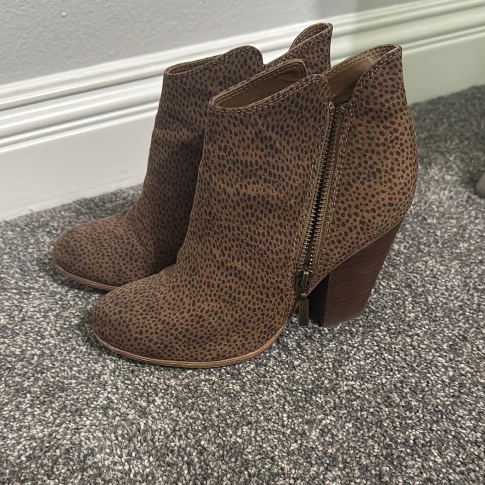 Brown Ankle Boots with Side Zipper